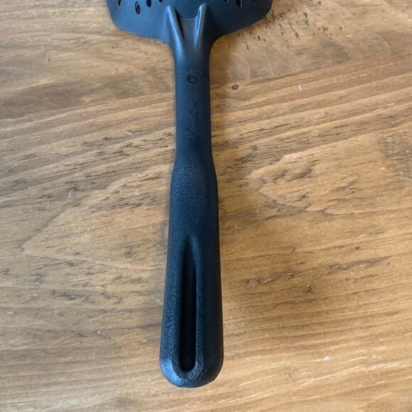 Pampered Chef Scoop N Drain #1622 Nylon Plastic Slotted Hand Strainer Colander - Picture 4 of 8